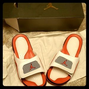 Jordan Hydro Retro Bred Slides size 10
